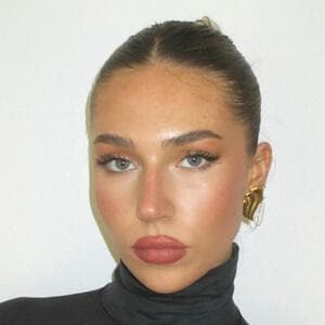 Olivia Manni, Beauty, Health & Wellness creator