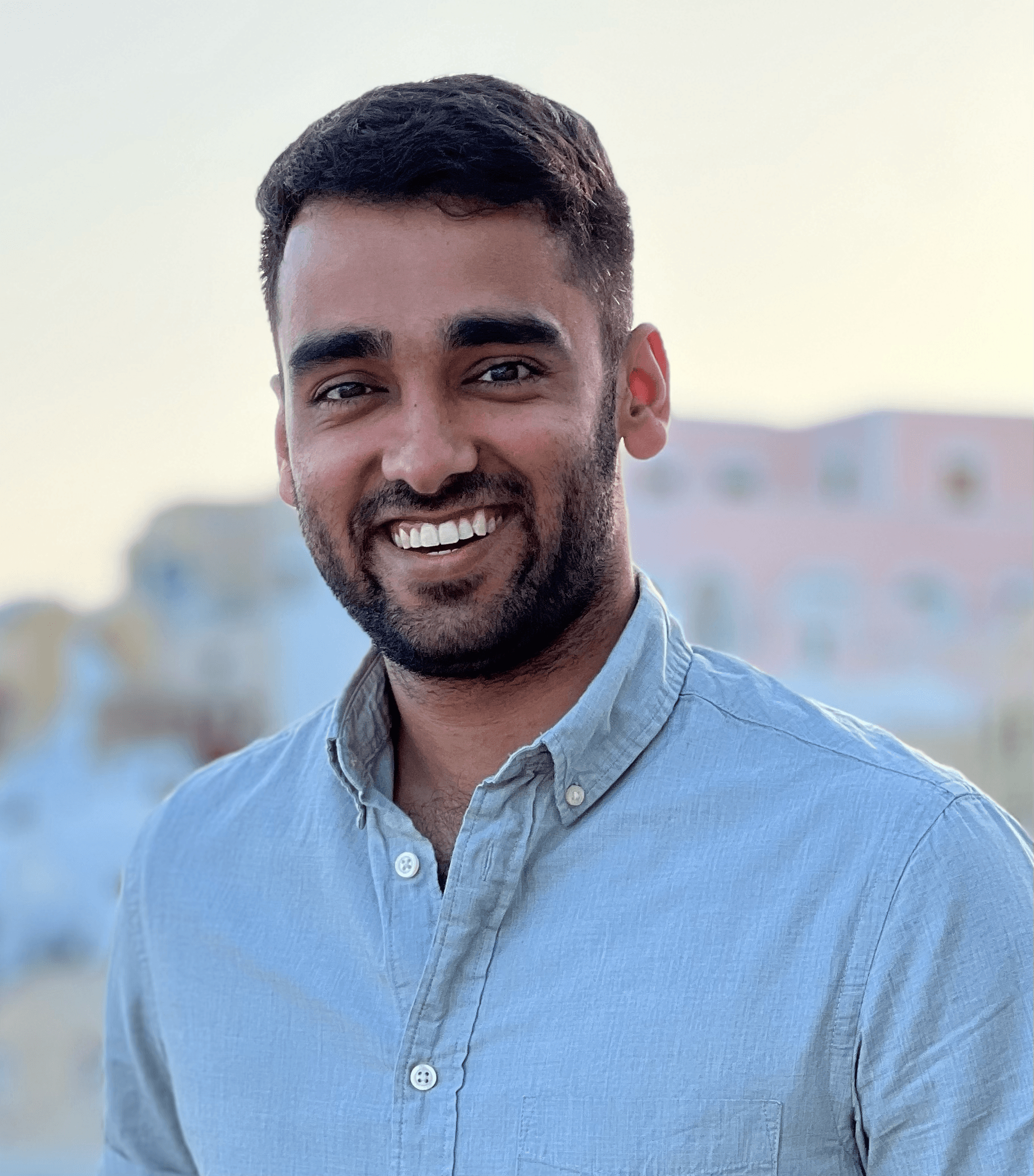 Avant Health spotlight background