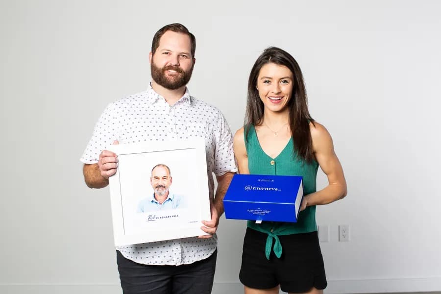 Eterneva spotlight background